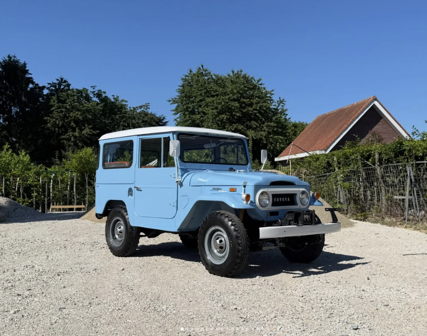 Toyota LC 1